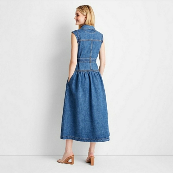 Future Collective with Jenee Naylor Sleeveless Denim Button-Front Midi Dress - Picture 2 of 6